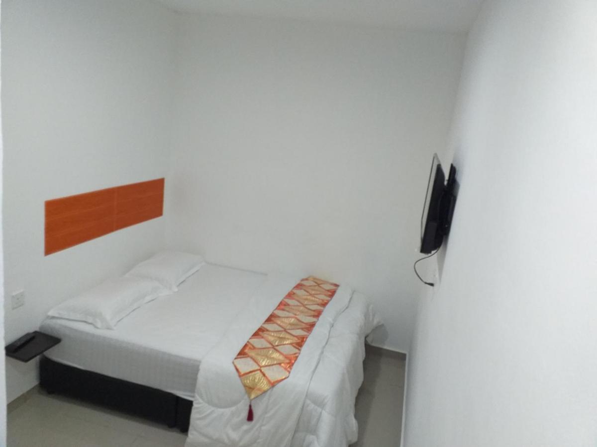 Orange Villa Hotel Near Palm Mall Seremban Exterior foto
